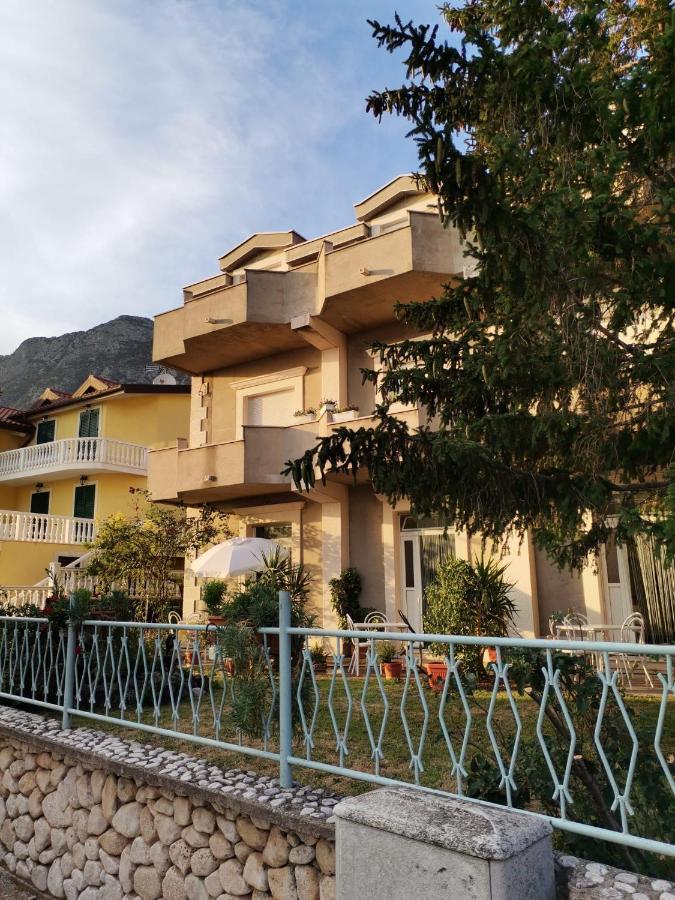 Apartments Sretna Градац Екстериор снимка